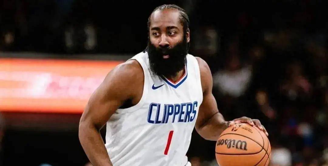 广东队轻取快船,福克斯关键制胜 广东队轻取快船,福克斯关键制胜